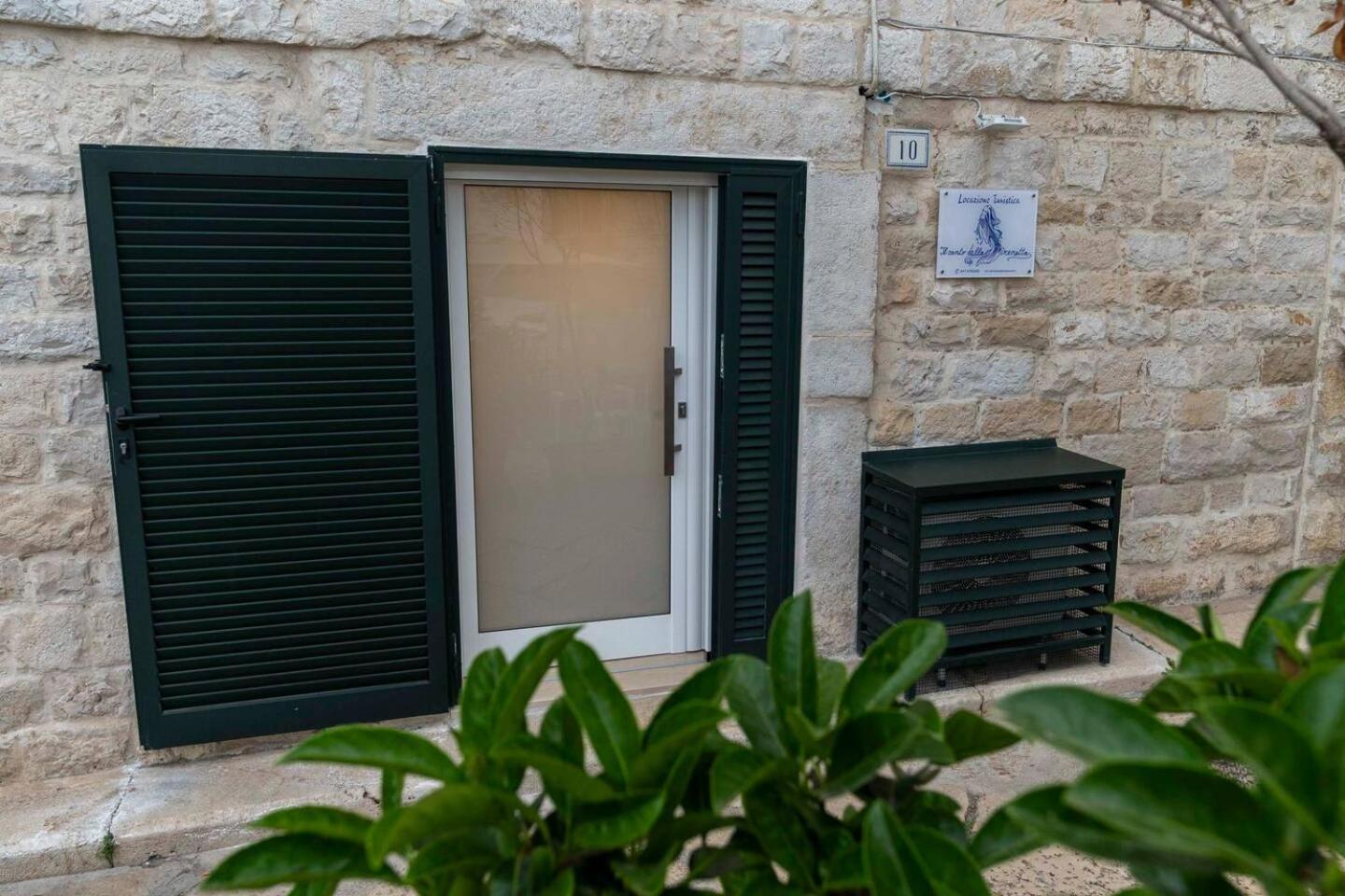 Il Canto Della Sirenetta Trani Buitenkant foto